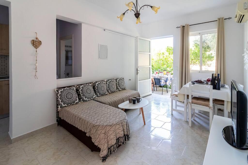 Fotis House Apartment Афанту Екстериор снимка